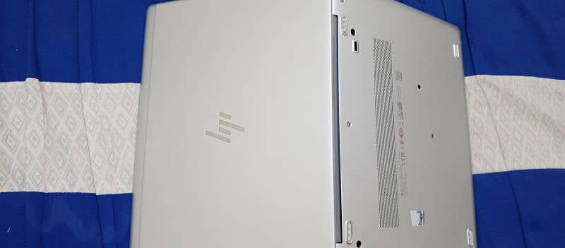 hp elitebopok 1