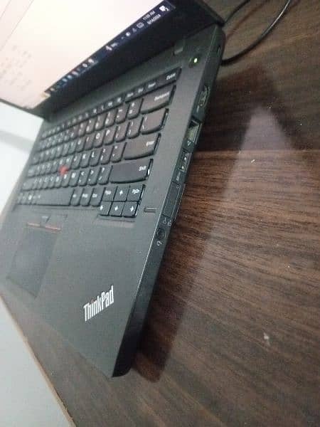 Lenovo Thinkpad T460. i5 6th generation 5