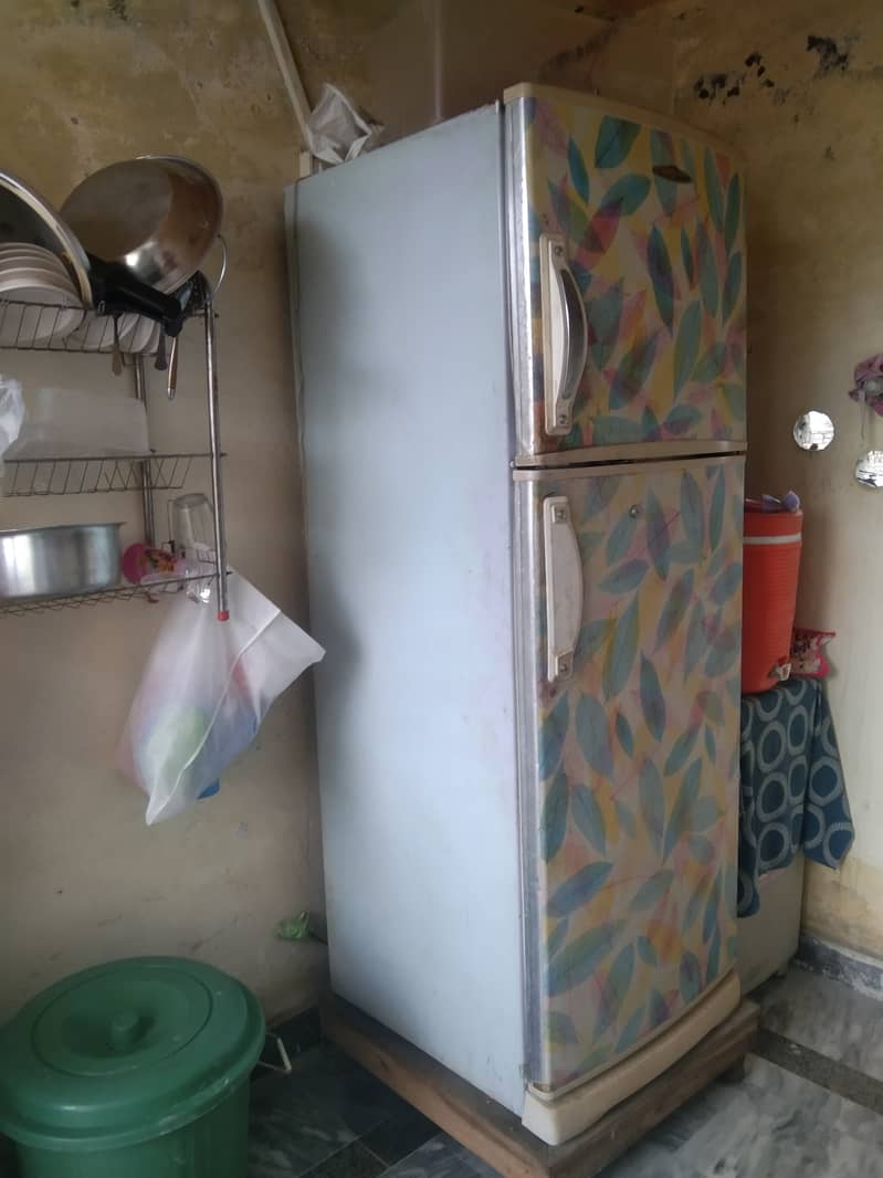 Refrigerator for sale full size good condition 3