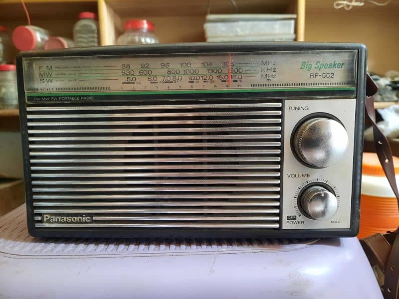 panasonic  japanese radio not repared 1