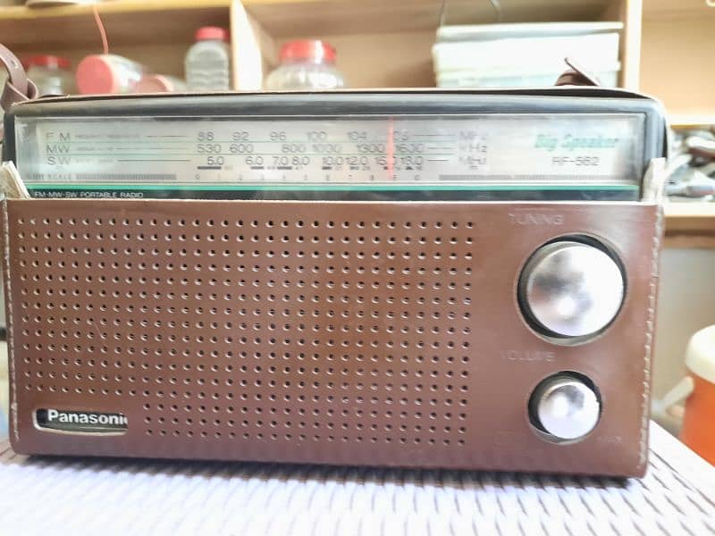 panasonic  japanese radio not repared 2