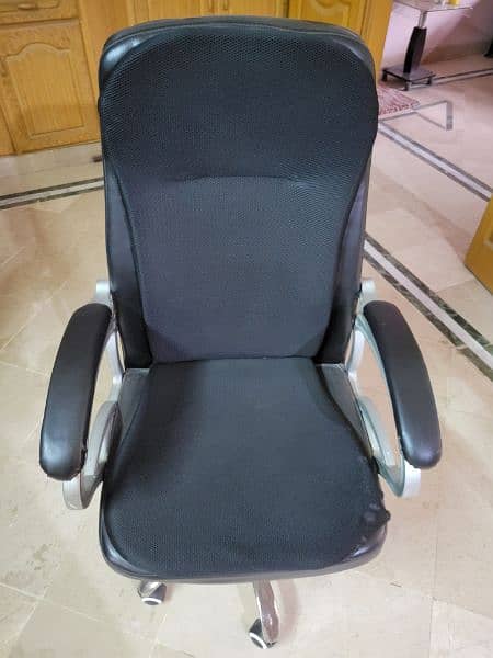 Chair for sale 0