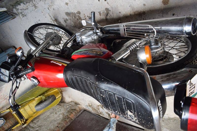 Honda 125 Model 2013 3