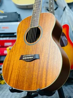 Travel Acoustic Guitar (Imported Guitar)