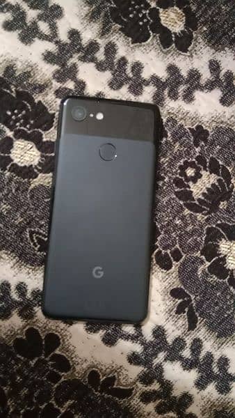 Google pixel 3 ( 4/64 hai non pta hai lakin patch ho jata hai ) 0