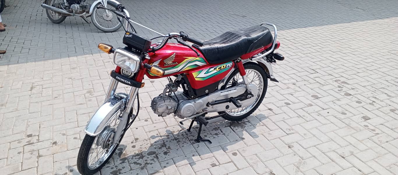 Honda CD 70 2023 8