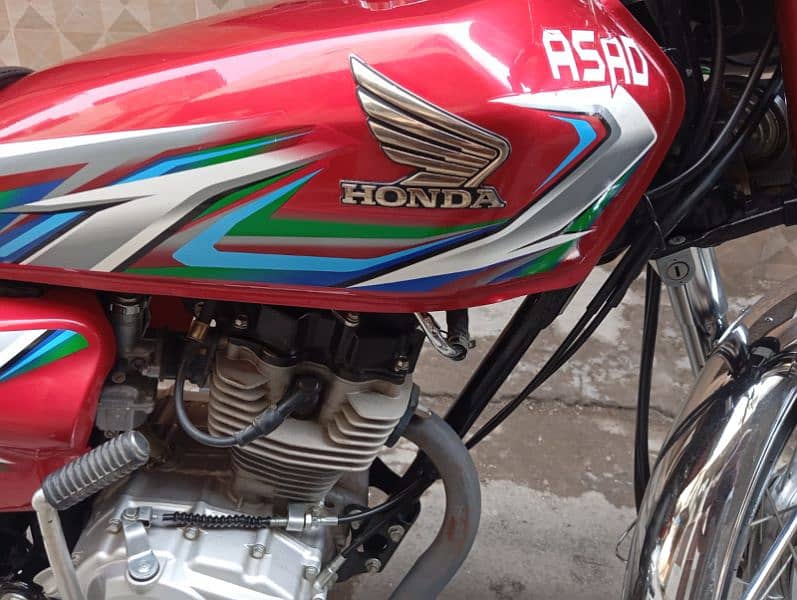 Honda 125 new condition. urgent sale 1