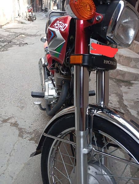 Honda 125 new condition. urgent sale 15