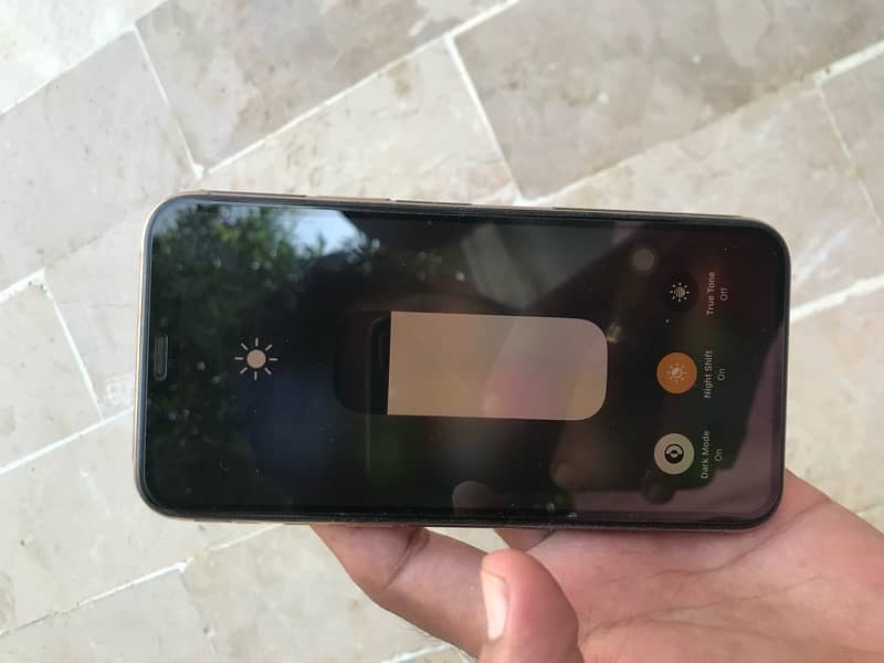 iPhone 11 Pro factory unlock 4