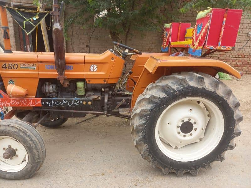 New Holland Tractor  480 Special 2014 model Excellent condition 1