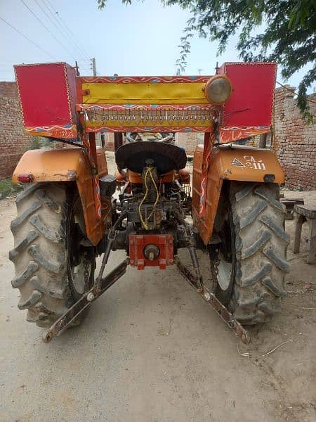 New Holland Tractor  480 Special 2014 model Excellent condition 3