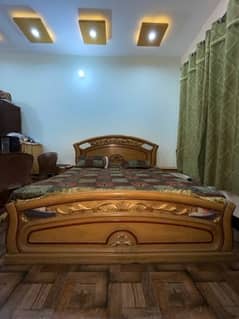 full size wooden bed for sale 0