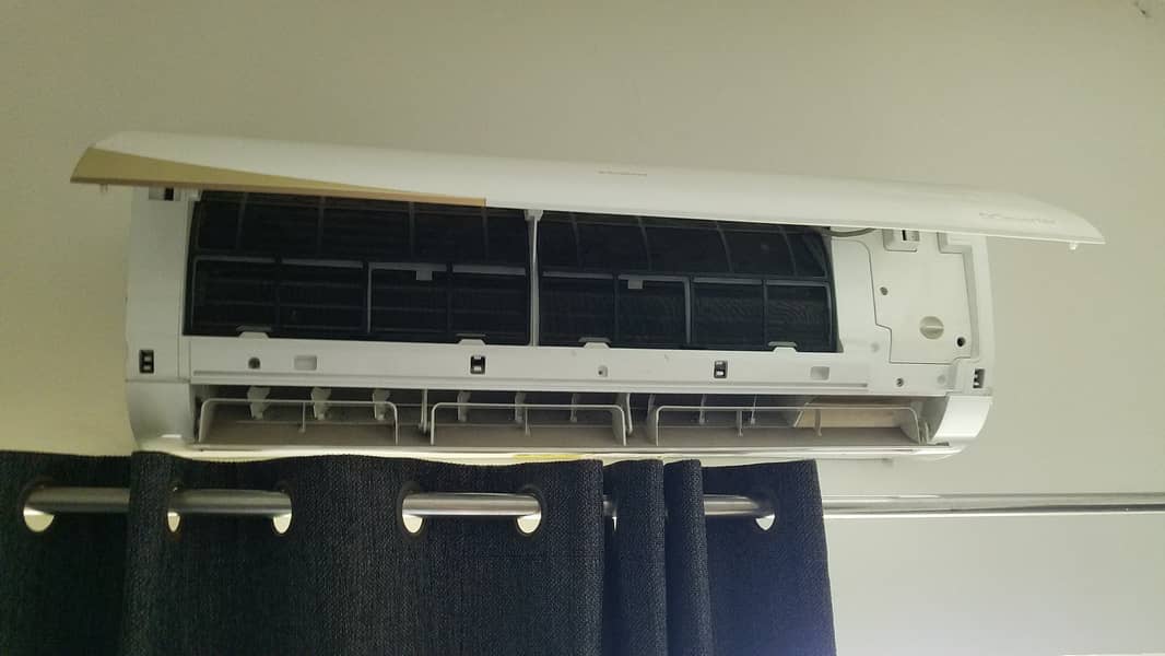 Haier New Model, DC Inverter AC, Full Genuine. Bahtreen Condition. 2