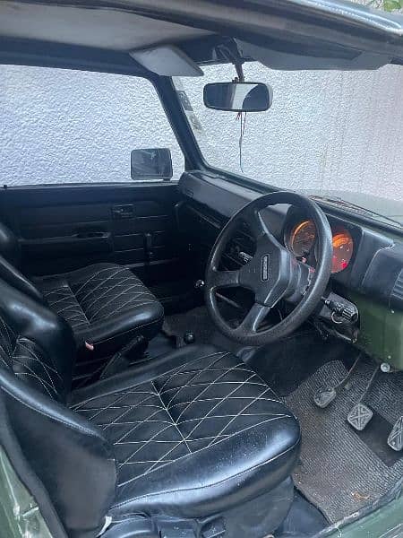 Suzuki Sj410 1983 soft top short chasis jeep 7