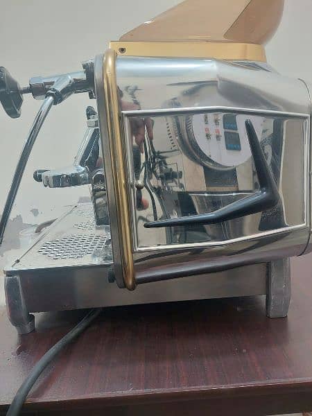 Faema E61 Jubilee 2 Gr. Head Commercial Coffee Machine 3