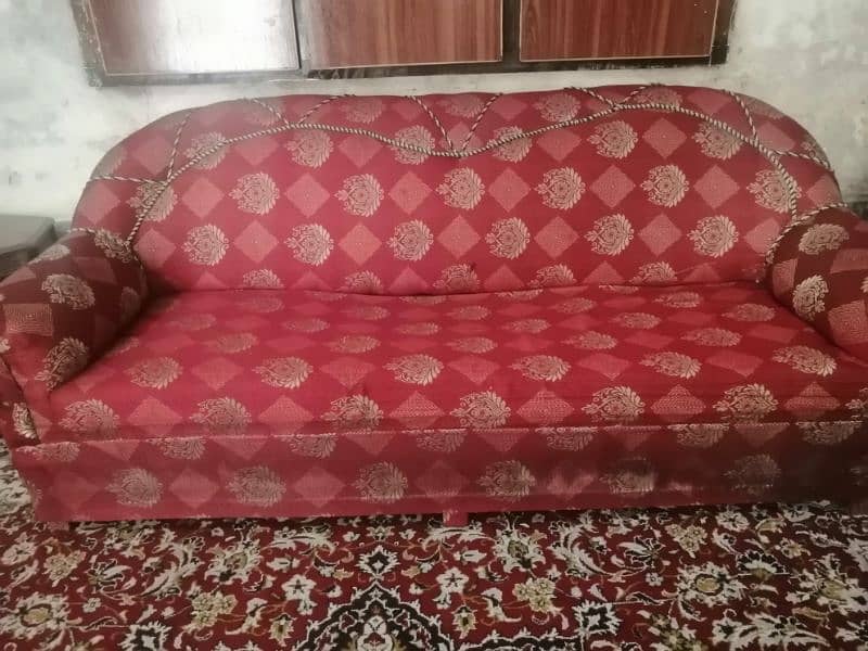 5 seater sofa set Red colours 3