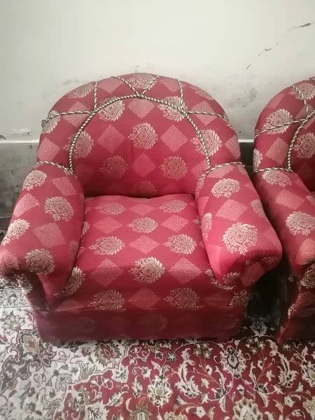 5 seater sofa set Red colours 5