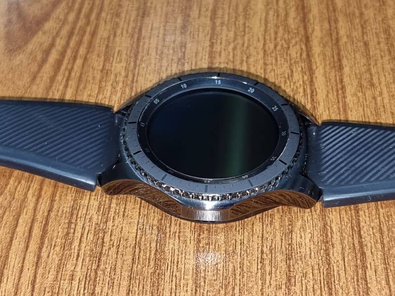 Samsung gear s3 frontier 8