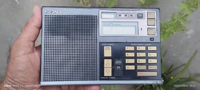 Sony ICF-7600D Full Band Radio