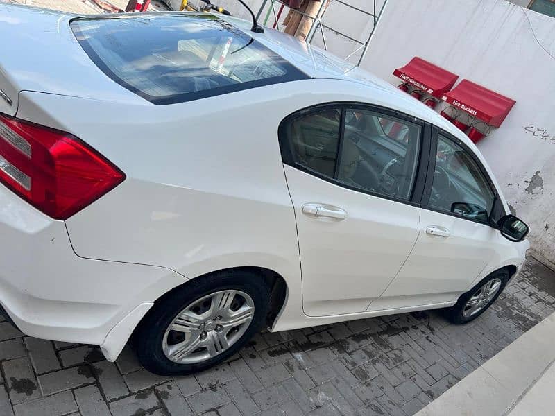 Honda City  2015 10