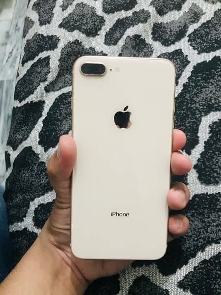 iphone 8 plus 1