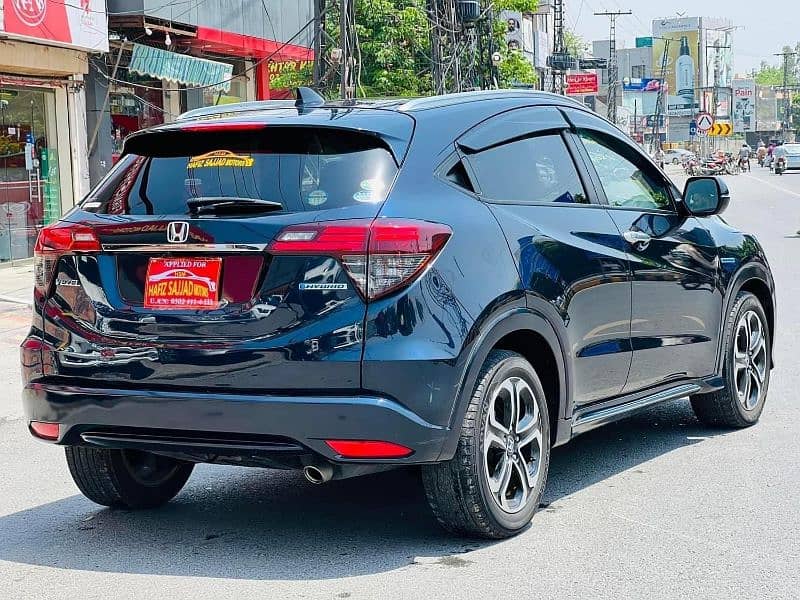 honda vezel Z package 1