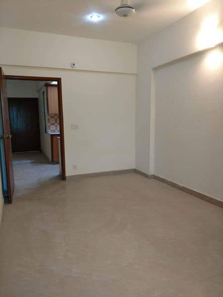 TWO BEDROOM DRAWING ROOM 1000 SQ FT 4TH FLOOR WITH LIFT PHASE 8 5