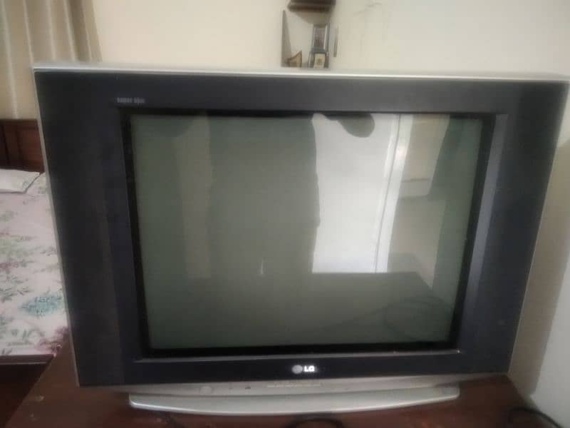 LG TV Flat Screen 2