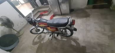 Honda 125 Look like Brand new Bike