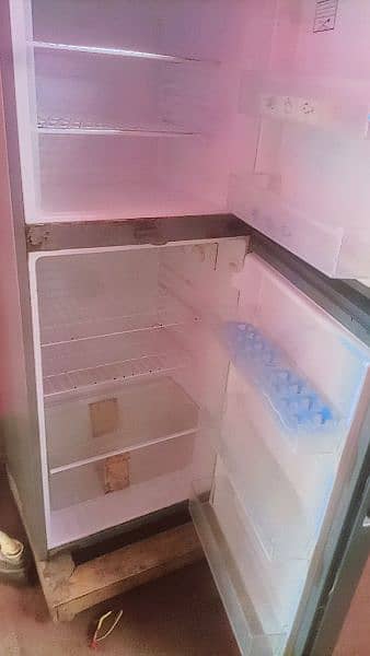 Haier Fridge  Maduim size 7