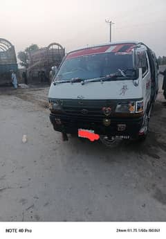 Toyota Hiace 2007