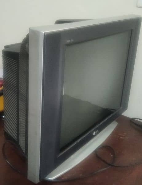 LG TV Flat Screen 3