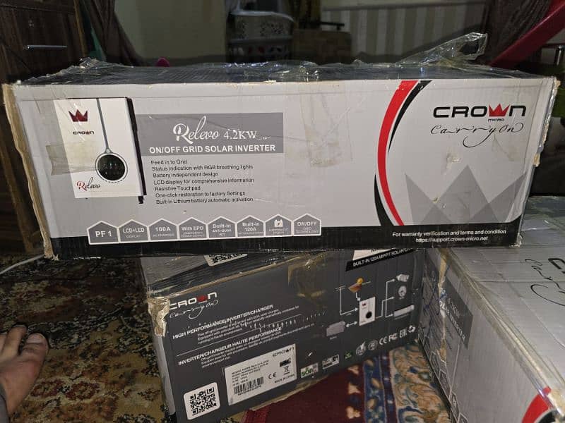 Crown Hybrid Inverter relevo 4.2Kw-6.2kw barnd new 1