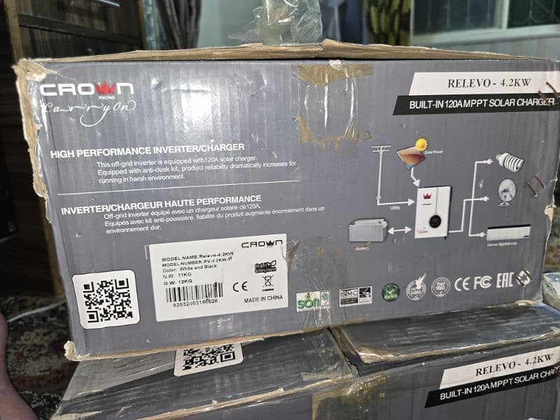 Crown Hybrid Inverter relevo 4.2Kw-6.2kw barnd new 3