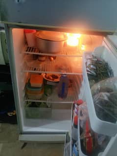 Haier refrigerator HRF 320 CLASSIC 0