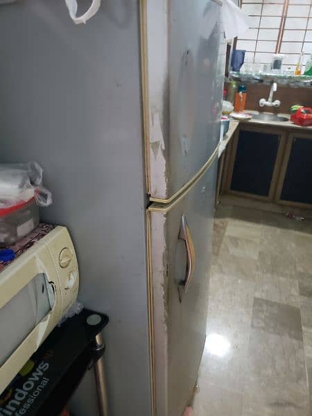 Haier refrigerator HRF 320 CLASSIC 3