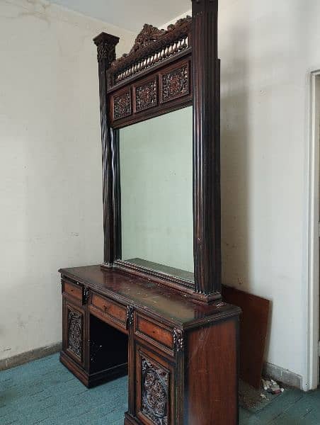 bedset with side table and dressing table 1