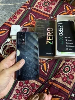 Infinix zero X pro 8gb/128Gb only white screen mai sport hain 0