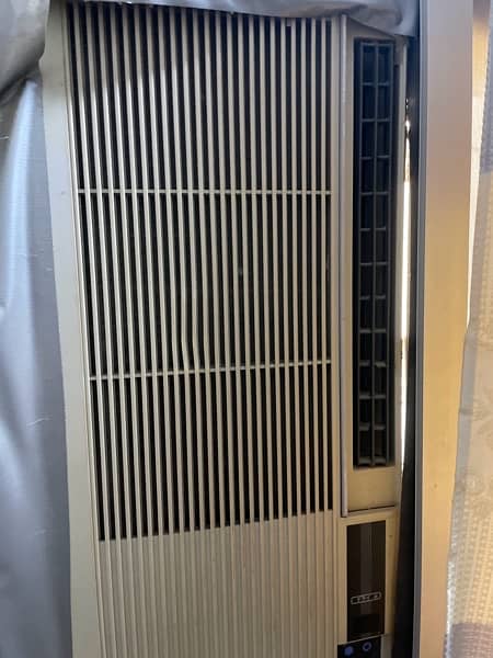 Two Window Air Conditioner 110v for Sale 0