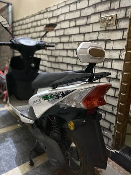 YJ Future E-bike 2