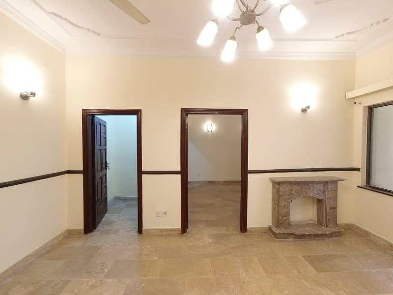 G-15: beautiful 3 bed family apartment available for Sale at G-15 Islamabad 0