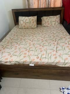 king Size Bed with 6 inch master molty foam mattress 0