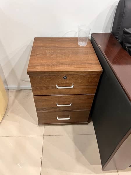 Office Executive Table For Sale 3