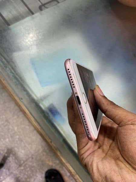 iPhone 7 plus 256/gb PTA approved 4