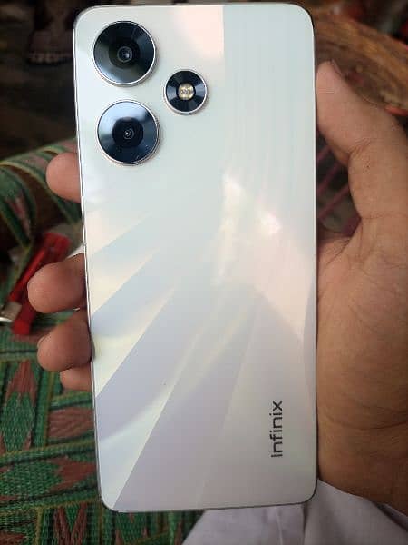 infinix hot 30 4/128 3