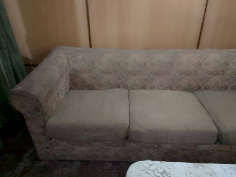 3seater sofa 4