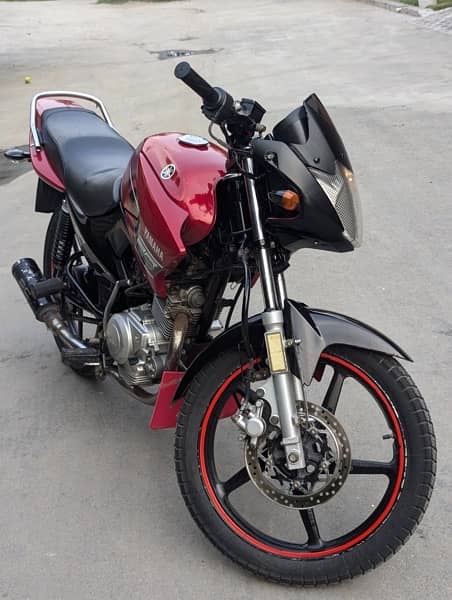 Yamaha ybr 125 in Genuine Condition 7