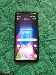 LG G8 think Q waterpack