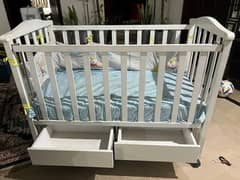 BABY COT