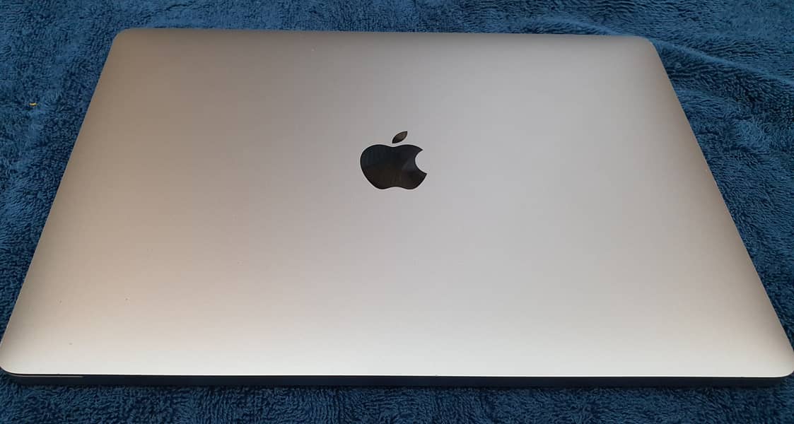 Macbook Air 13, M1 0